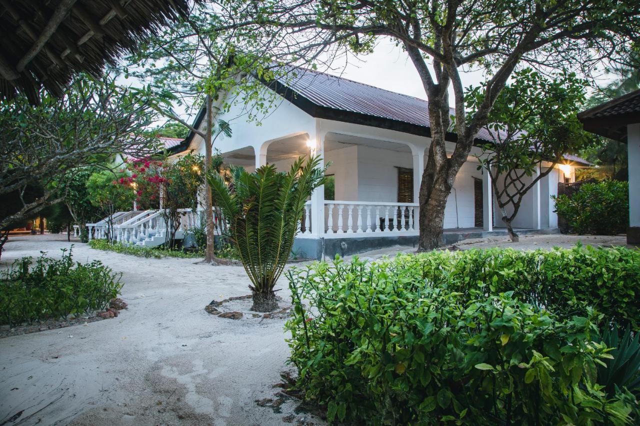 Moonshine Uroa Boutique Hotel Esterno foto